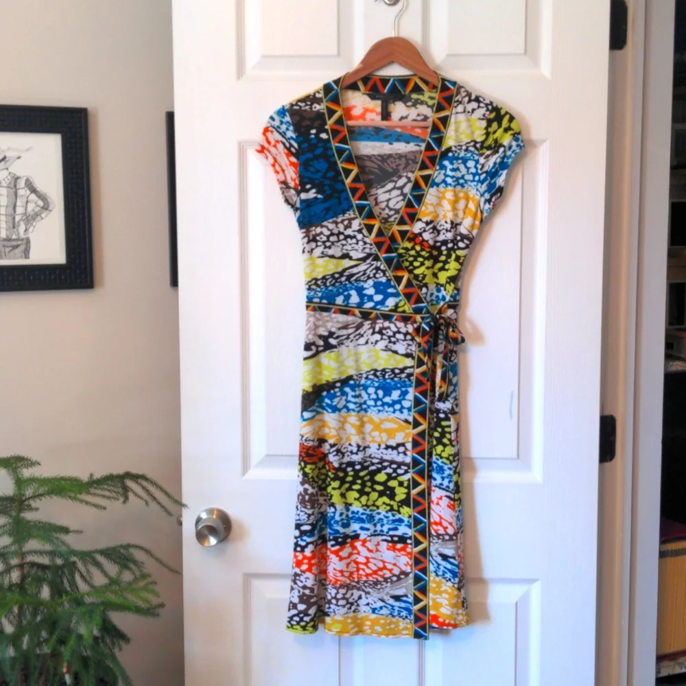 Dress - Picture 1 of 3
